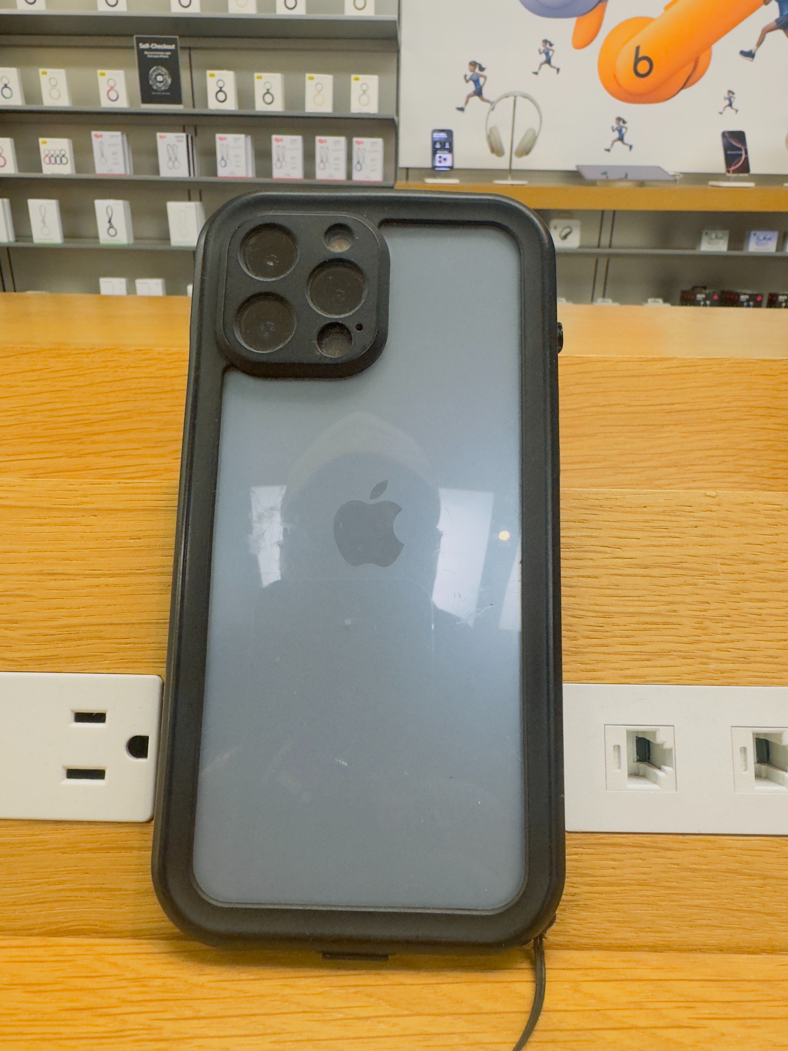 iPhone 13 Pro Max - Image 5