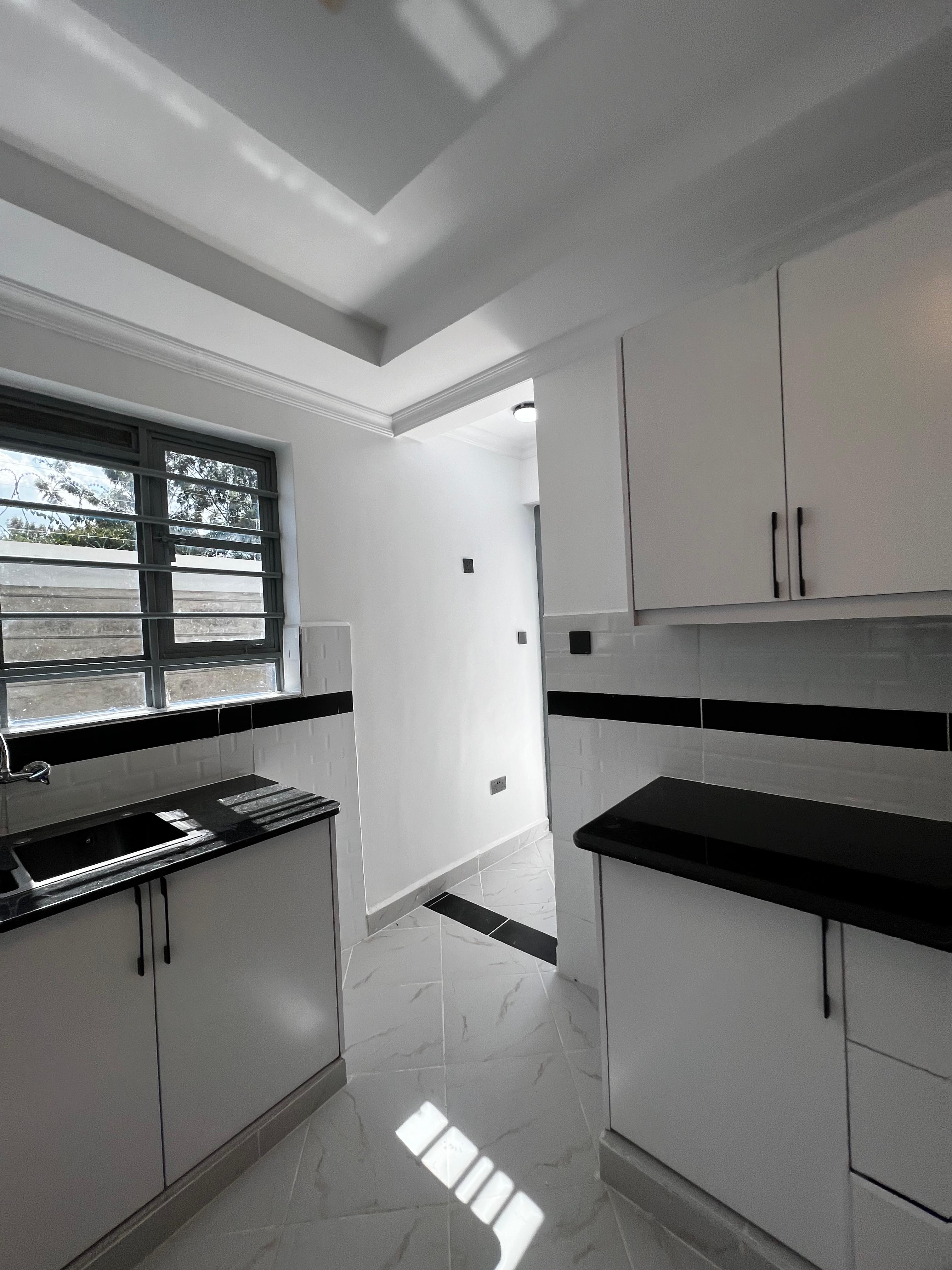 Modern 3 bedroom bungalow+DSQ - Image 5
